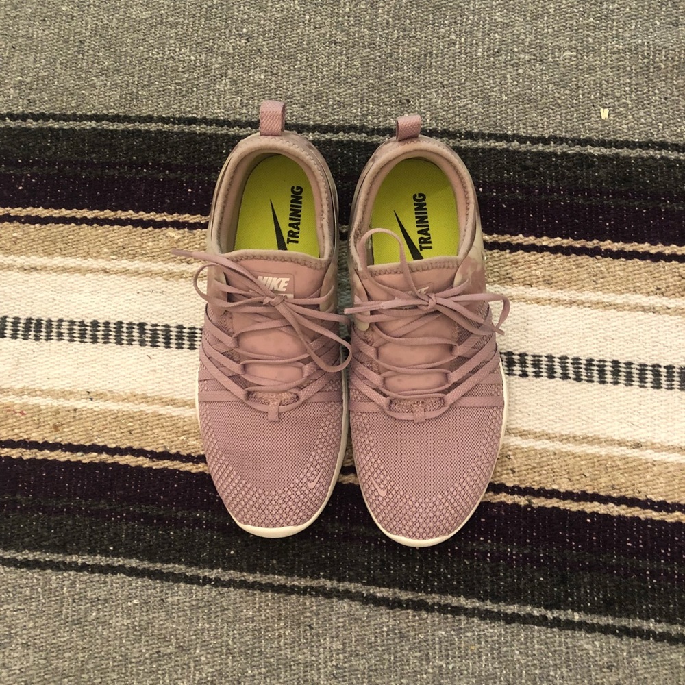 NIKE FREE TR7 WOMEN’S TRAINING SHOE